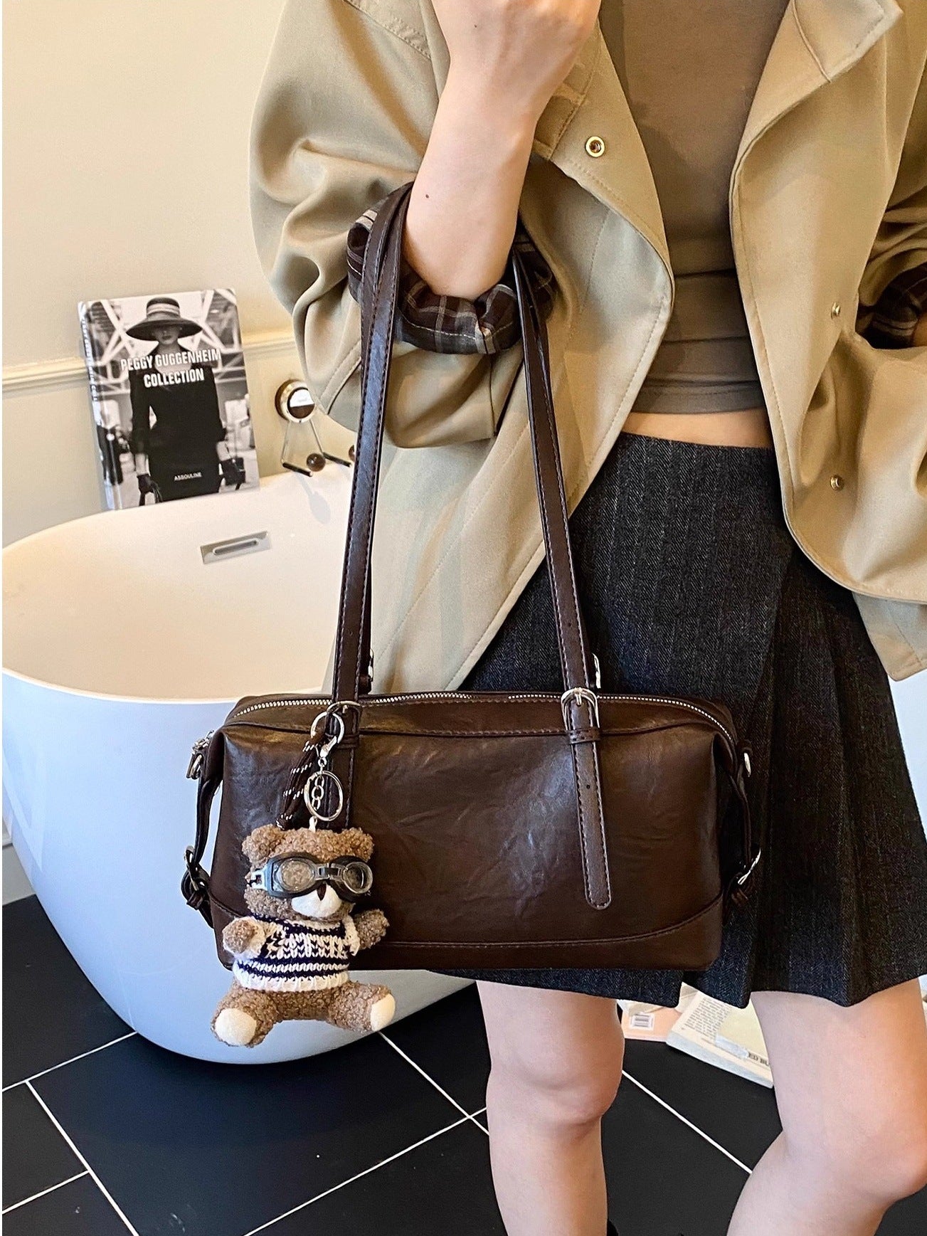 Weilan Pillow Bag Women's Retro Brown Oil Wax Leather Underarm Portable Shoulder Bag