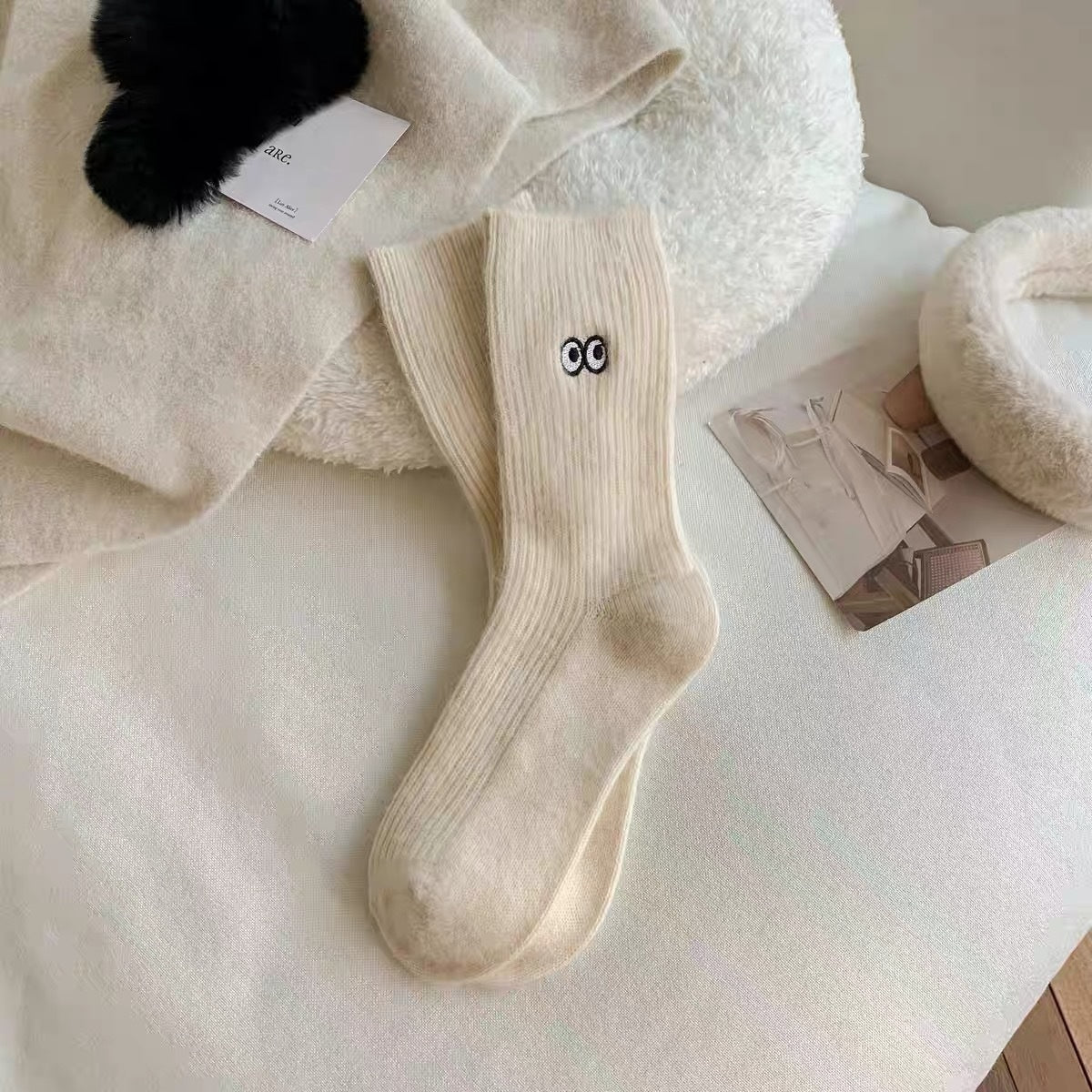 Autumn And Winter Small Eyes Mid-calf Plus Velvet Socks